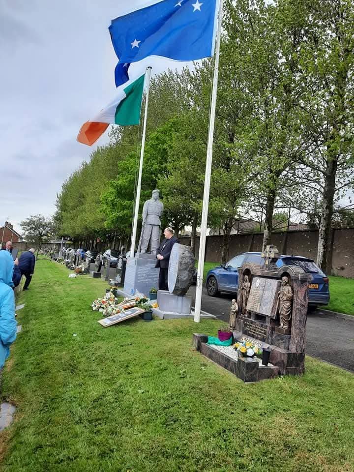 🇮🇪 45 years ago yesterday, on the 21st of May, Volunteer Patsy O'Hara gave his life on Hungerstrike for Ireland.

Patsy's body was hijacked by the RUC before arriving back at his family home in Derry City. When the Coffin was opened at the wake house the family noticed that
