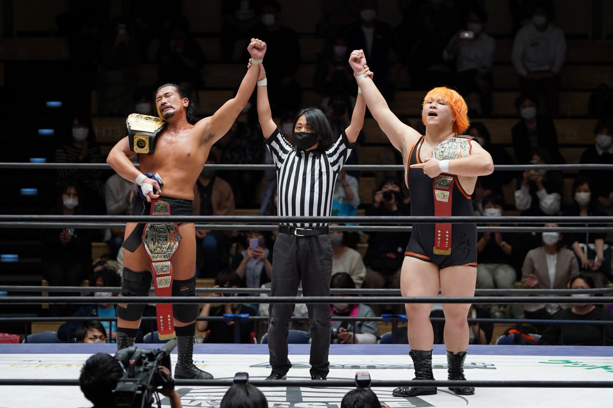 えりな tweet media