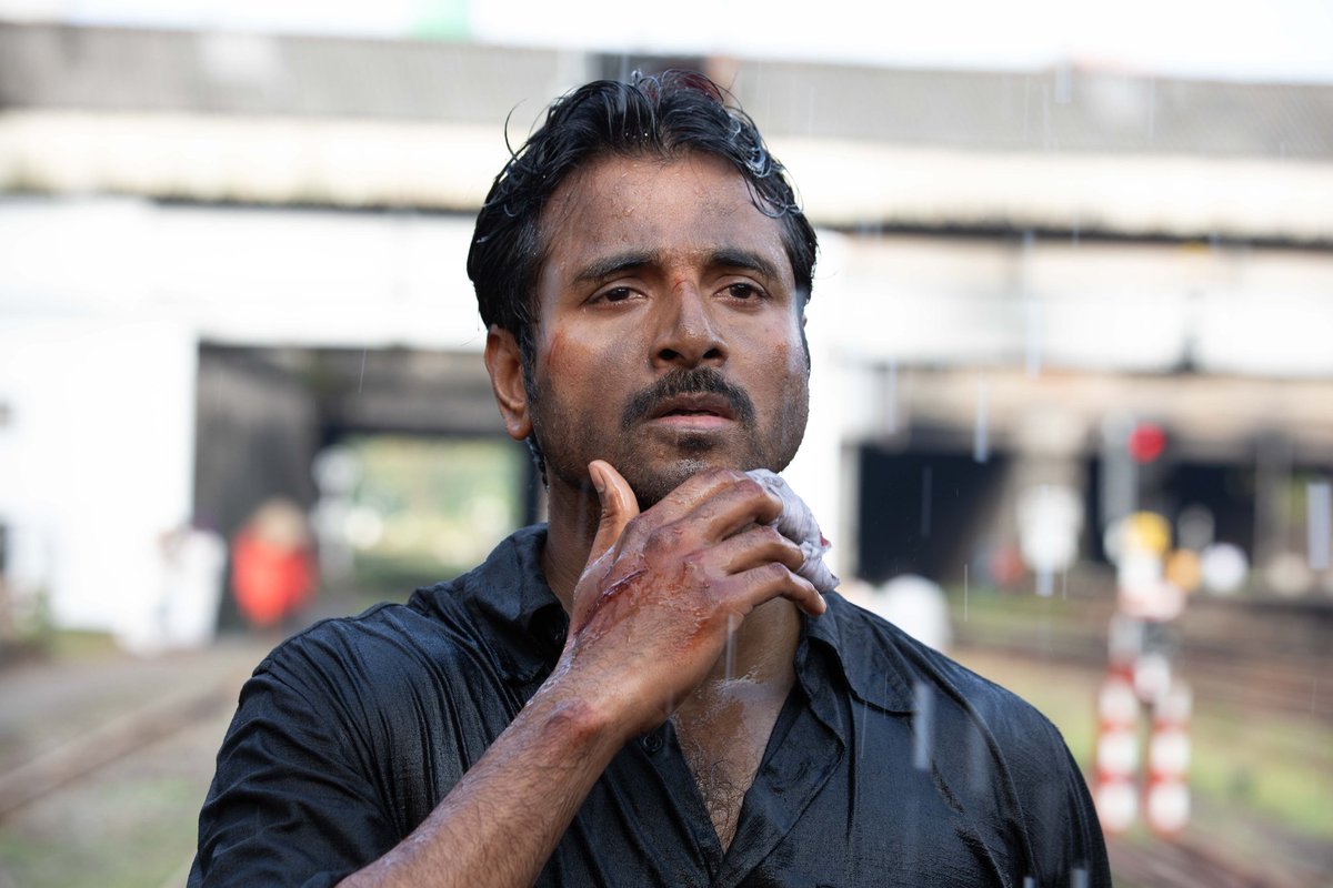 𝑨𝑱 tweet media