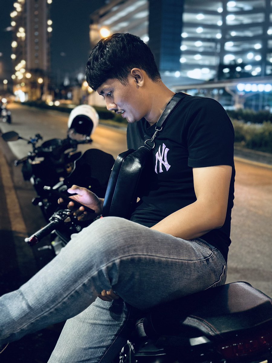 Toni.KKN8 tweet media