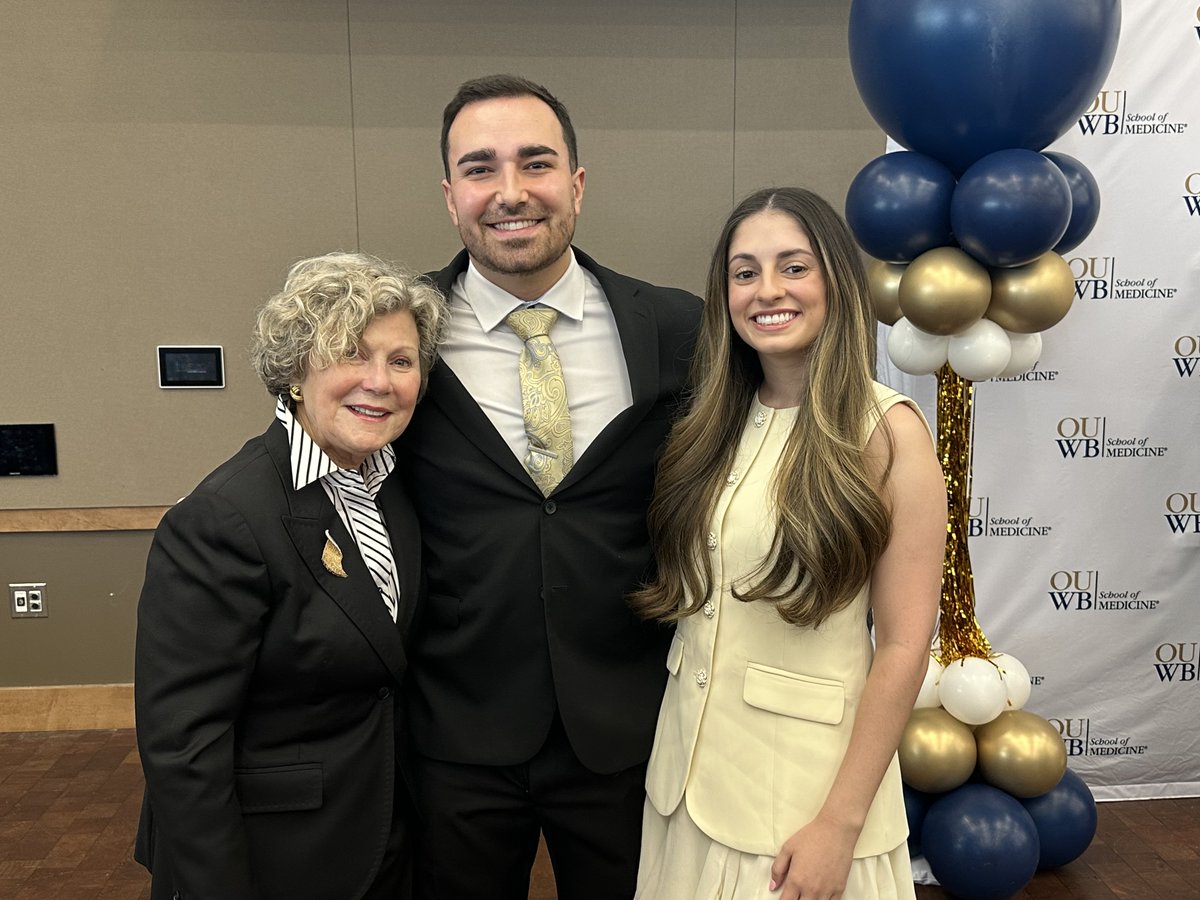 Dr. Amy Thompson tweet media