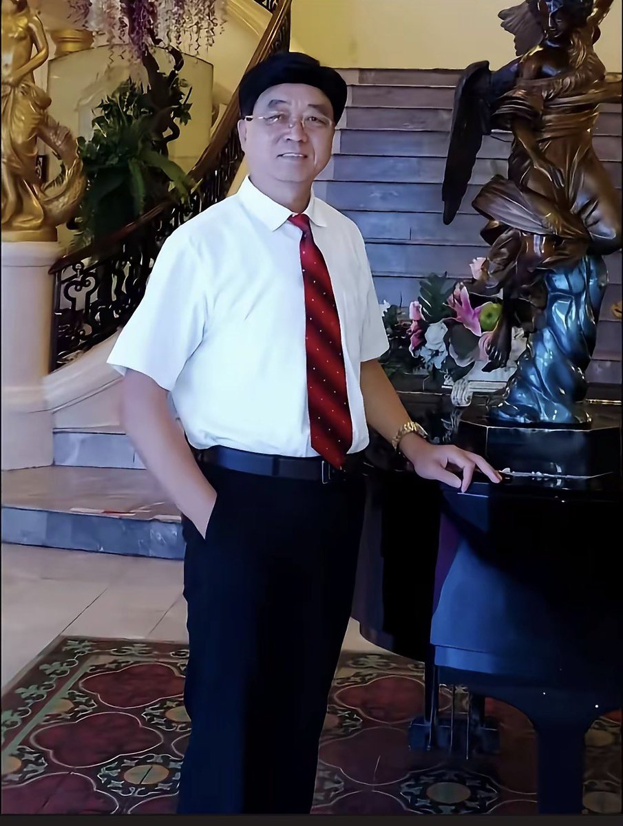 腊稻蛤桃包的结合体☭🚩 tweet media