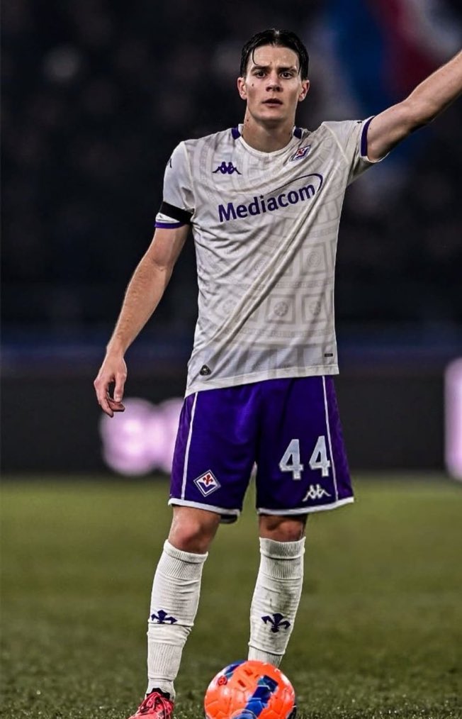 جنون الكالتشيو tweet media