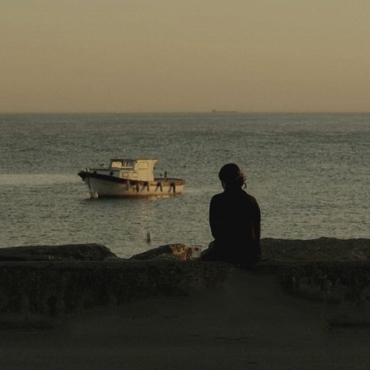 Homem aranha de calcinha vermelha❕ tweet media