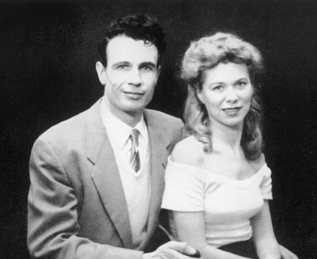 Small_Simple_Ships tweet media