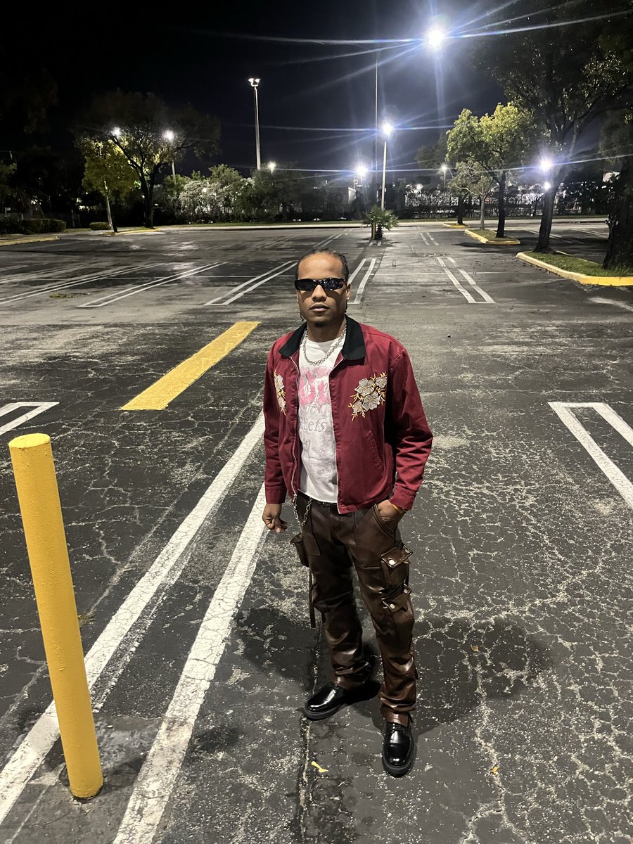 Mr.Morale (@bigbucketd) on Twitter photo 