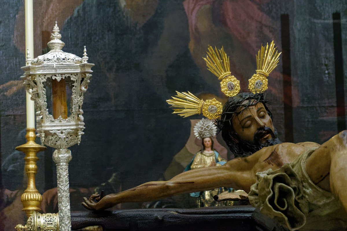 Hdad. del Cristo de Burgos tweet media