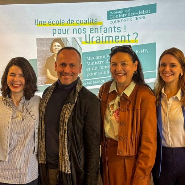 JeunesMCC's tweet photo. Présents au Parlement des Militants du MCC
Félicitations aux nouveaux vice-présidents @M_Opaline &amp; @NicoVanderMaren. Un duo dynamique pour porter nos valeurs 👏 !
Échanges riches avec @valerieglatigny sur l’excellence de notre enseignement🎓🇧🇪. https://t.co/TSYoMPJKEG