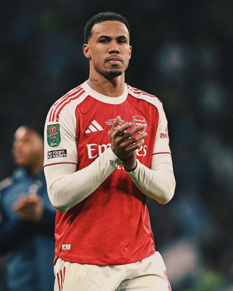 سيغيب غربرييل ماغراييش لاعب ارسنال عن وديتي فرنسا و كرواتيا بسبب اصابته في قدمه اليمنى
انشلوتي قرر عدم تعويضه بأي لاعب و سيكتفي بلاعبي مركز الدفاع الذين تم استدعائهم في القائمة