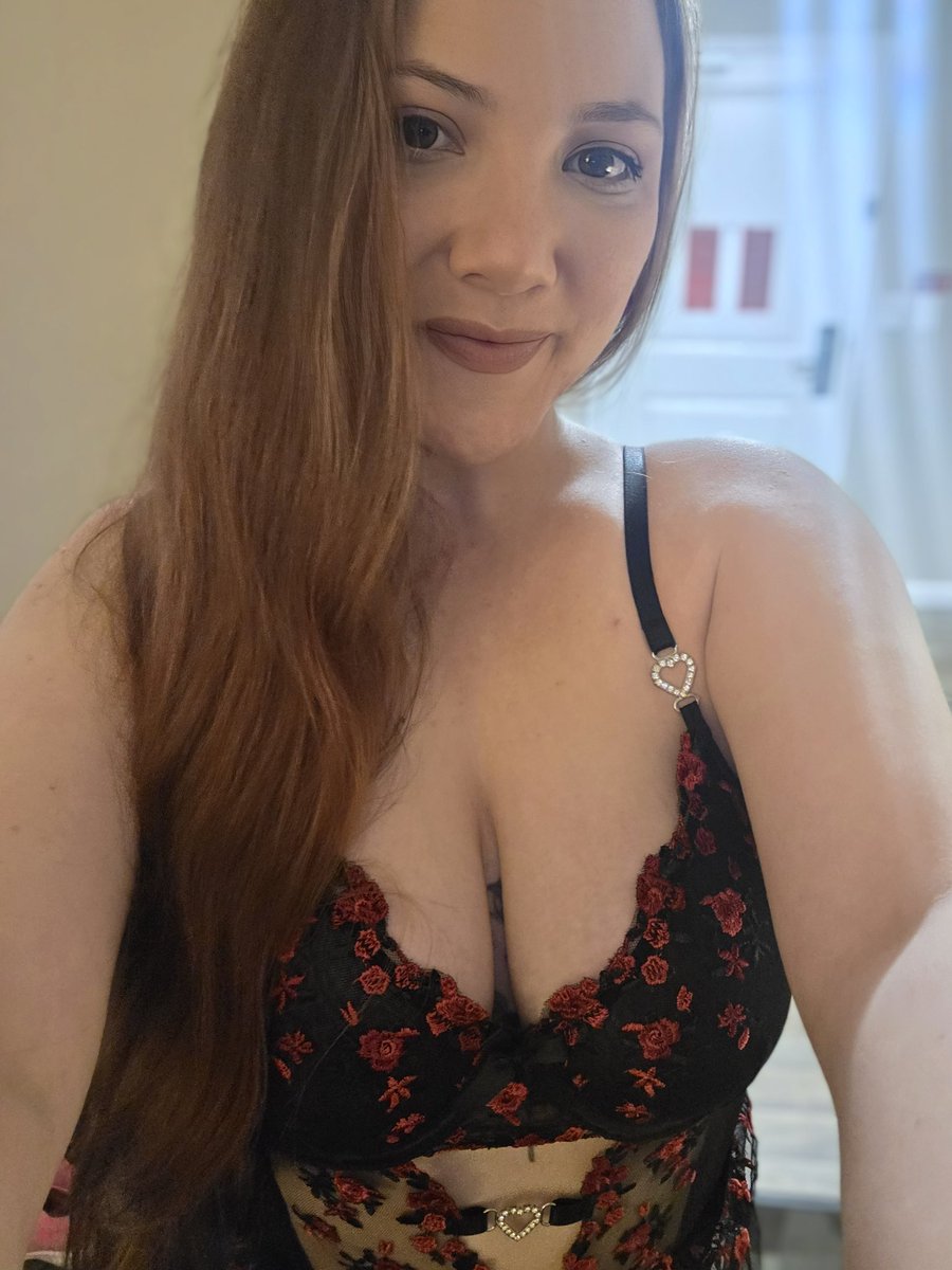 itsallylust Exxxotica Chicago 4/9-4/12 tweet media