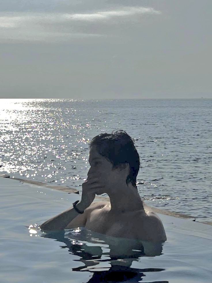 mingienthu's tweet photo. YUNGI omfg🫦💦 https://t.co/58eP7aNTsW