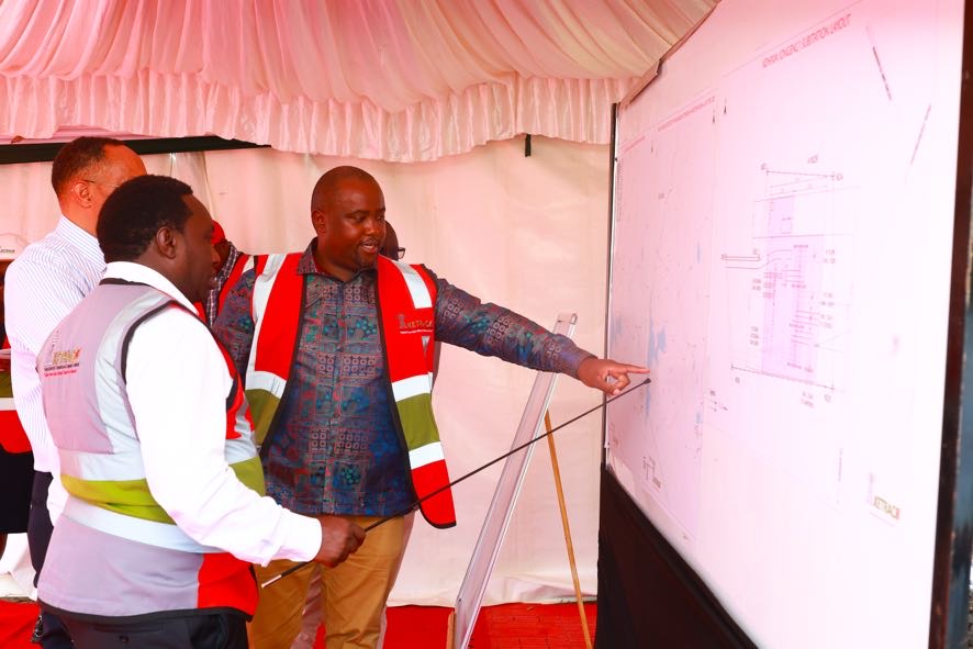KETRACO1's tweet photo. A major step forward for South Nyanza. The 132kV Sondu–Homa Bay Transmission Line will strengthen grid reliability, reduce technical losses, support industrial growth, and provide an alternative route for power evacuation from Sondu and Sang’oro.
#KETRACOProjects #stablepowergrid https://t.co/KJ8TNgUZl5