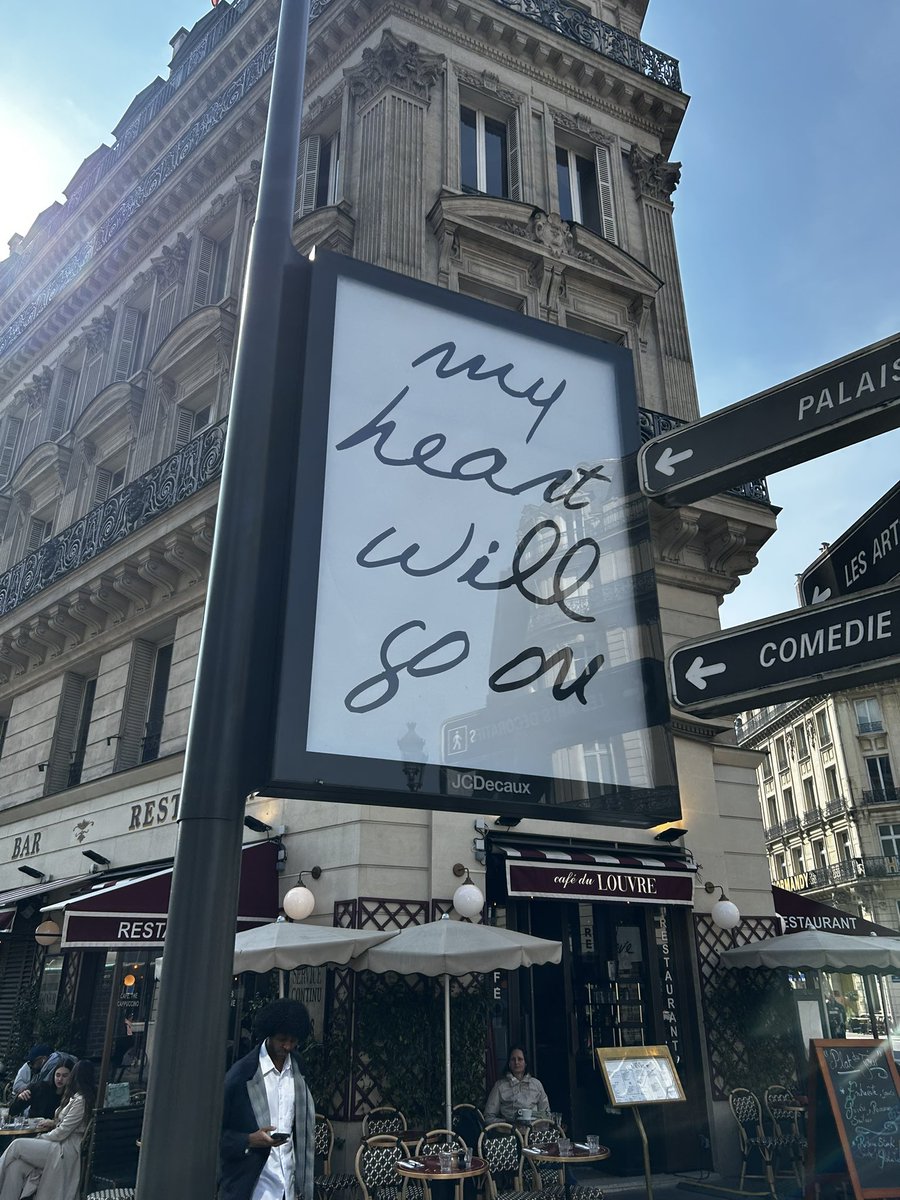 celinedionfact's tweet image. Paris, are you ready? ⏳
#celinedion #news #comeback