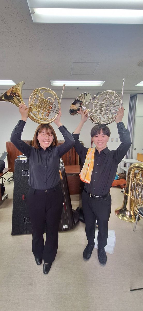 yubbhorn's tweet photo. こんばんは！山大吹奏ホルンパートです📯

3/22に柳井高校スプリングコンサートにて演奏を行いました！
高校生のみなさんと一緒に演奏でき、とても楽しい時間を過ごしました✨

柳井高校吹奏楽部のみなさん、ありがとうございました！ https://t.co/NHJjTP6xFK