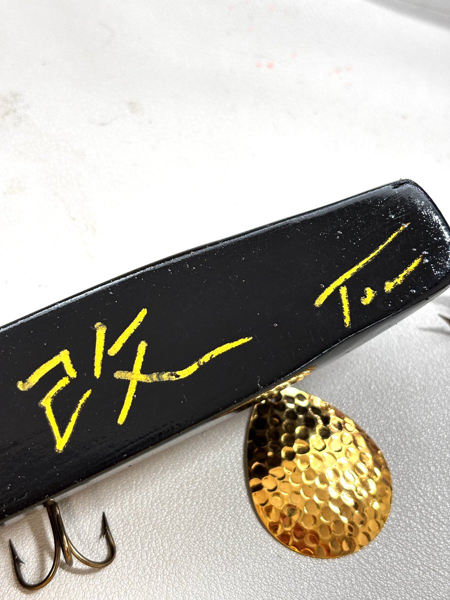 STB_sammy tweet media