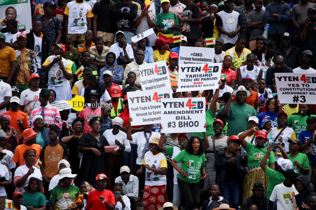 EDevolutionZW tweet media