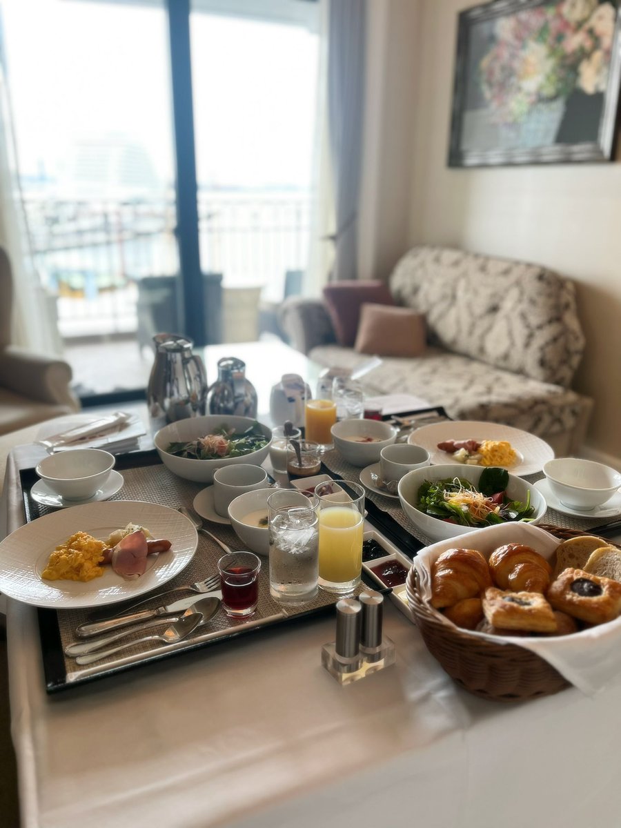 𝓵𝓪𝓽𝓽𝓮 tweet media