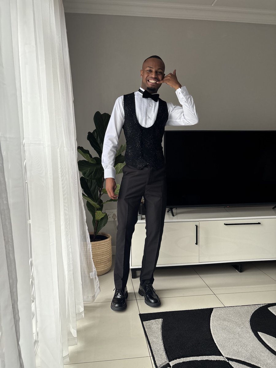 raymond smith tweet media