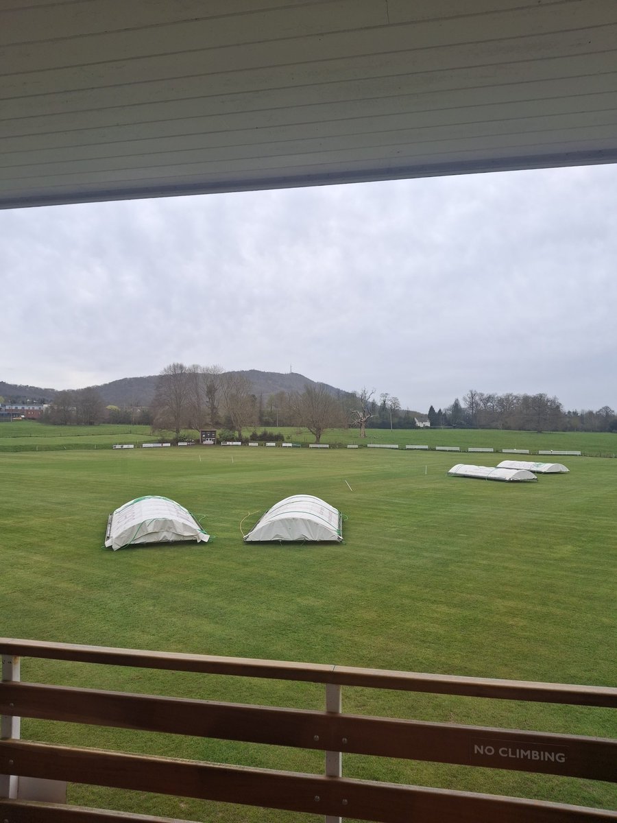 #DoorSupervisor course in #Wellington (telford) this week, another amazing venue <a href="/wellington_cc/">Wellington Cricket Club</a>, with #outstanding views of the #shropshire countryside
<a href="/SIAuk/">Security Industry Authority</a>