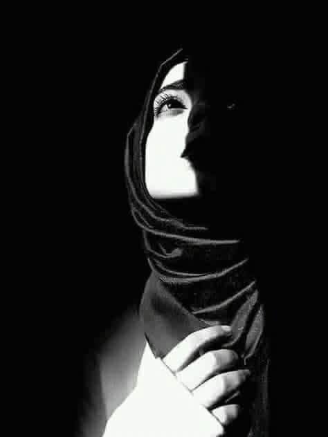 "وإن تمنيتم شيئاً فَتمنوا أن لا يتَحول أحبابكم ، يوماَ إلى غرباء ."

#رهوفة