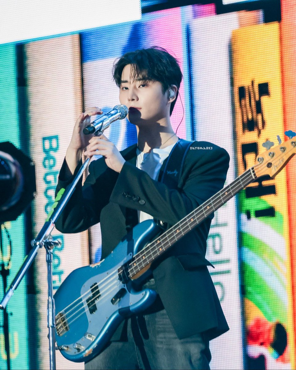 𝙼𝙰𝚁𝙺🏷 tweet media