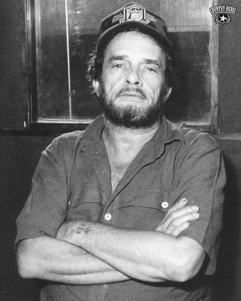 WaymoreJennings's tweet photo. Happy #MerleMonday everyone! https://t.co/FBPRz95dKH