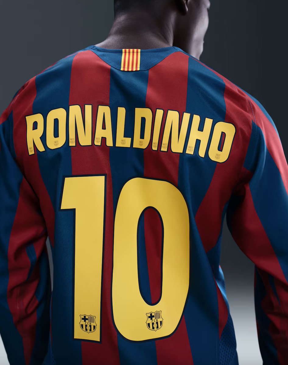 SNKR_TWITR tweet media