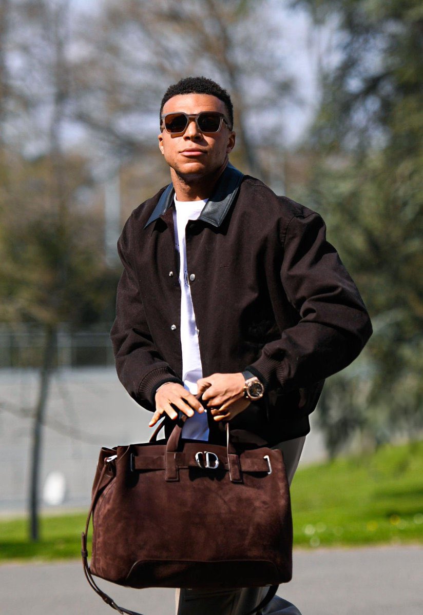 Secteur Madrilène 🇫🇷 tweet media