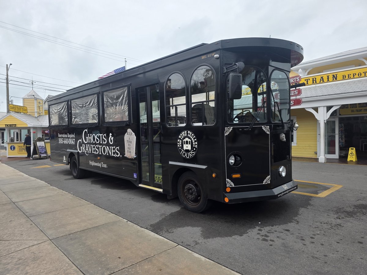 Key West - Party in Key West tweet media