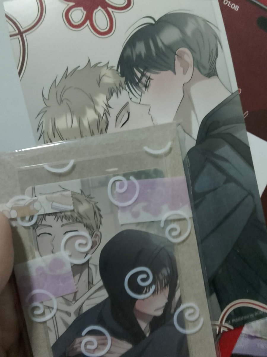 สีเหียว tweet media