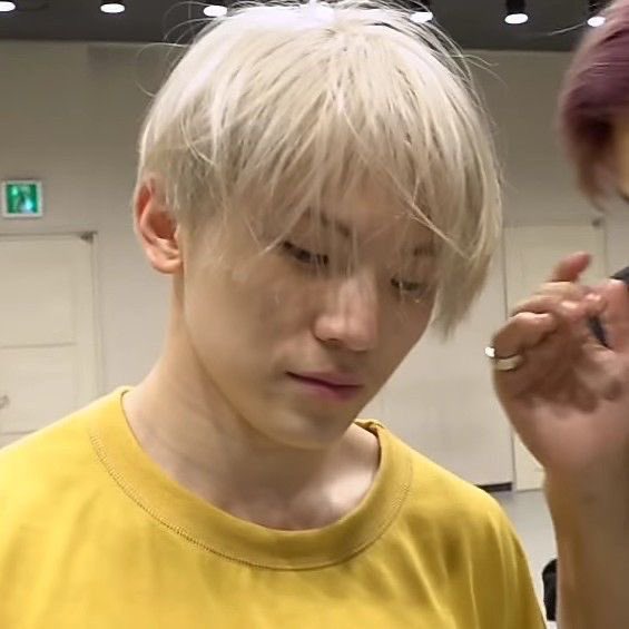 wz day 💌🧸 tweet media