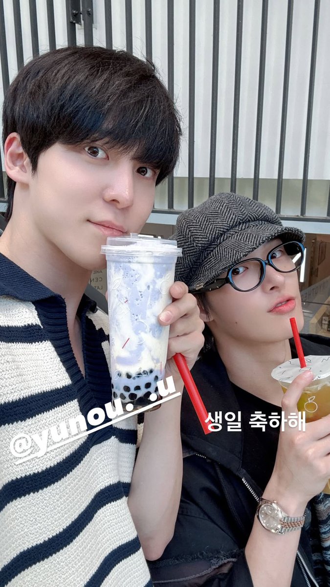 Jonathan Daniel, 蓝. tweet media