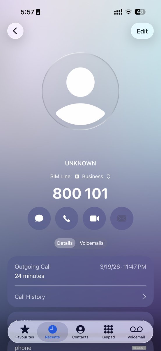 Varunkatti13's tweet photo. You really need to understand my frustration. I've been trying to fix my home Wi-Fi, but after days of effort and extra charges, I still don't have a connection. They've been unresponsive for five days. @tdrauae help me file a complete against @eAndUAE https://t.co/S6XNEk1roM