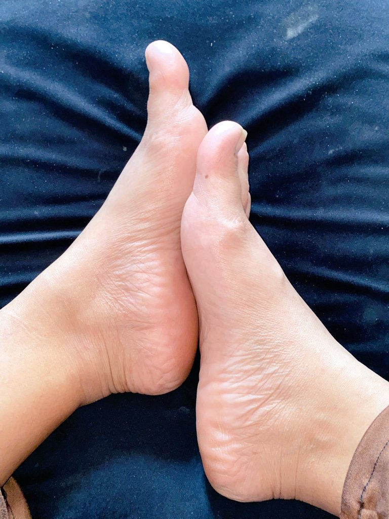 antonella_feet tweet media