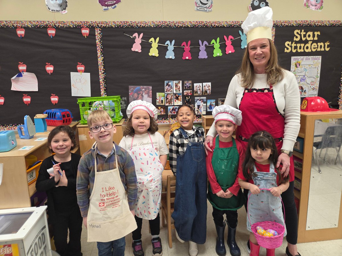 Trisha Costello tweet media