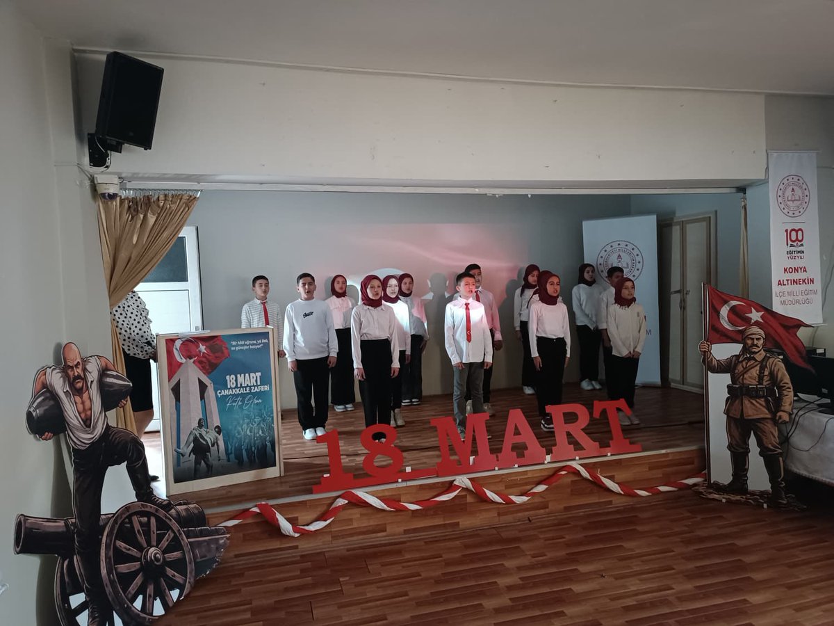 Kaymakamımız Sn. Ali Can YILDIZ, protokol üyeleri ve daire amirlerinin katılımı ile İlçemiz Dedeler İmam Hatip Ortaokulu tarafından hazırlanan 18 Mart Çanakkale Zaferi ve Şehitleri Anma Günü programı düzenlendi.