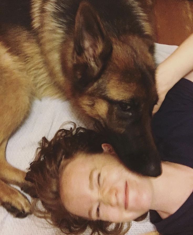 loonajackets thinker tweet media