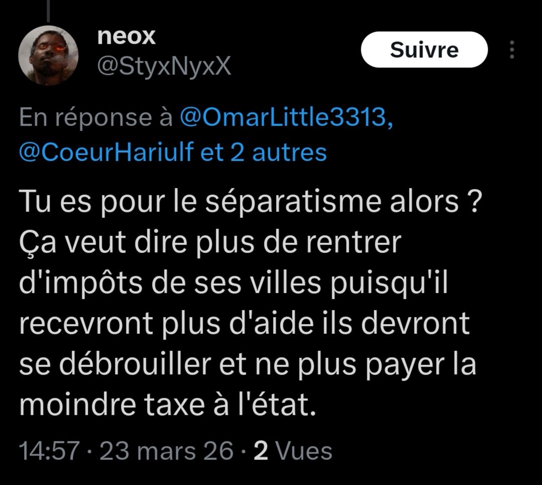 / // /// tweet media