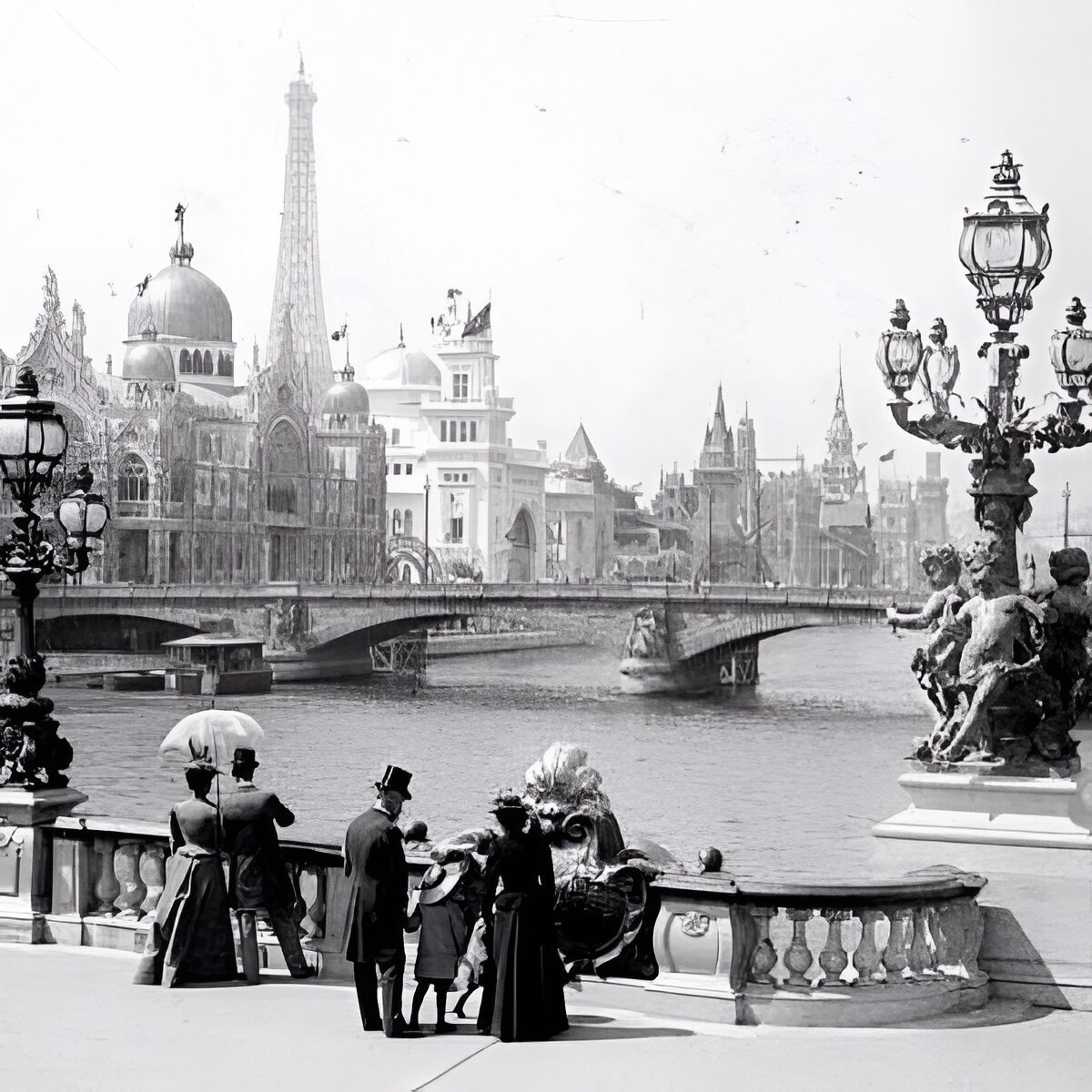 InfodefenseFRANCE tweet media