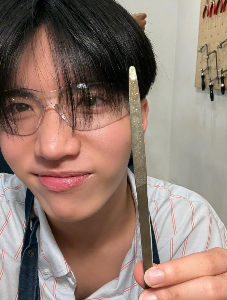 jenny 𝜗ৎ tweet media