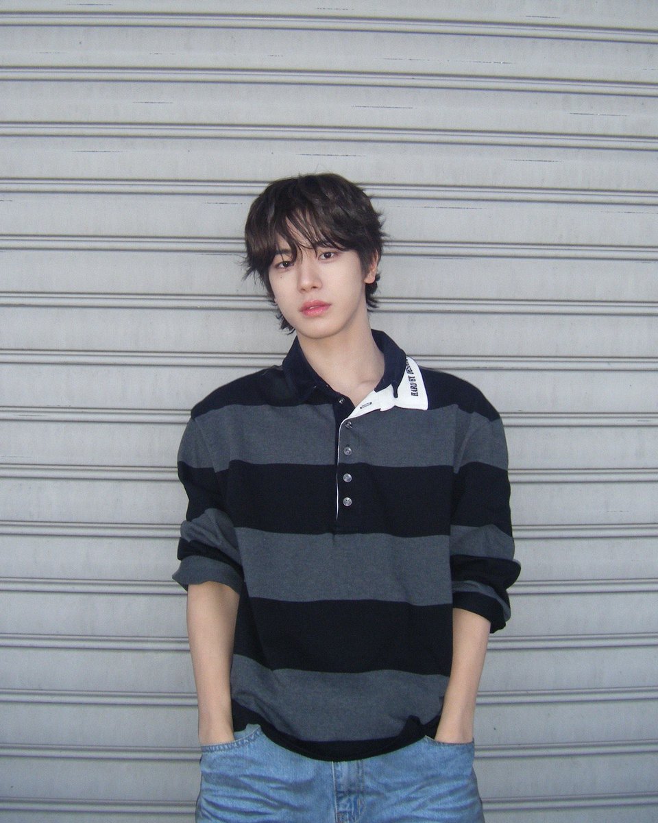 CLOSE YOUR EYES BASE tweet media