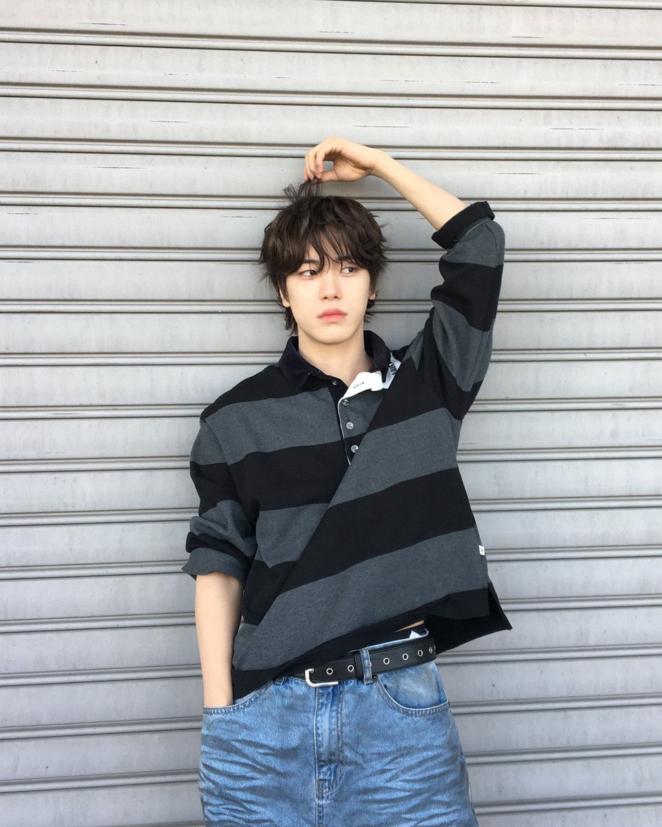 CLOSE YOUR EYES BASE tweet media