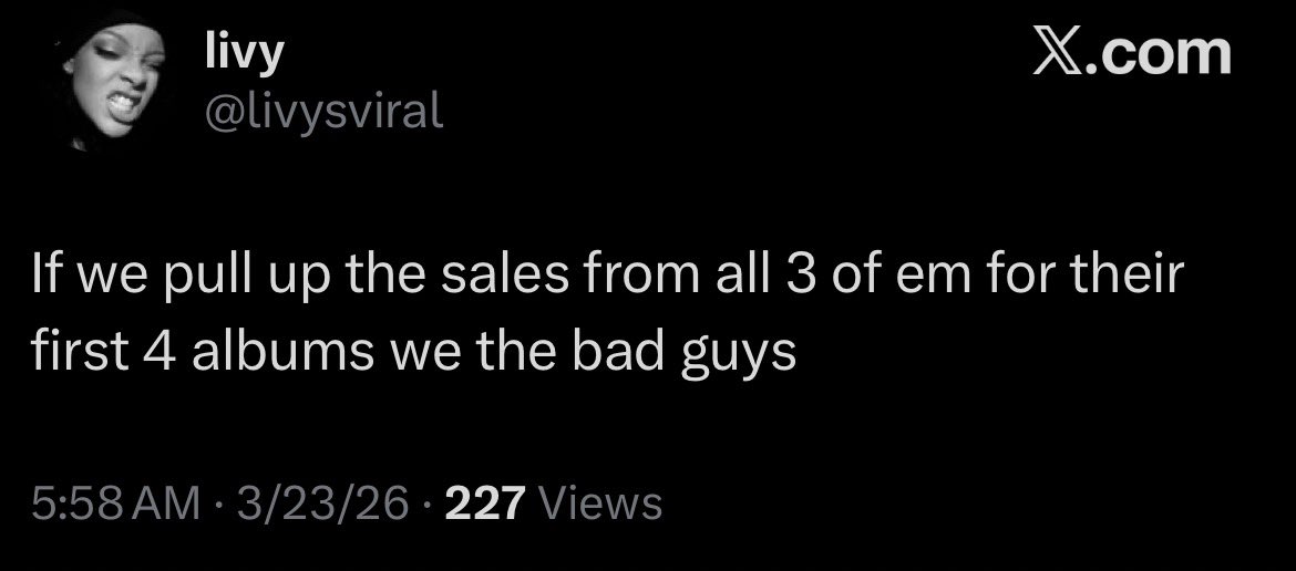 𝒩𝒾𝓃𝒾 | bieberbangchella tweet media