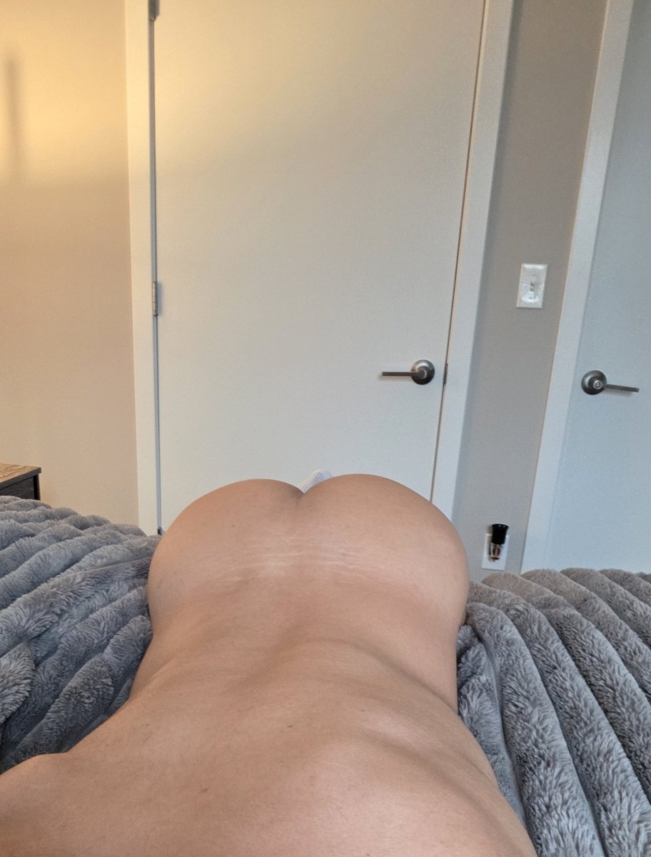 Your Next Door Secret 🤫 tweet media