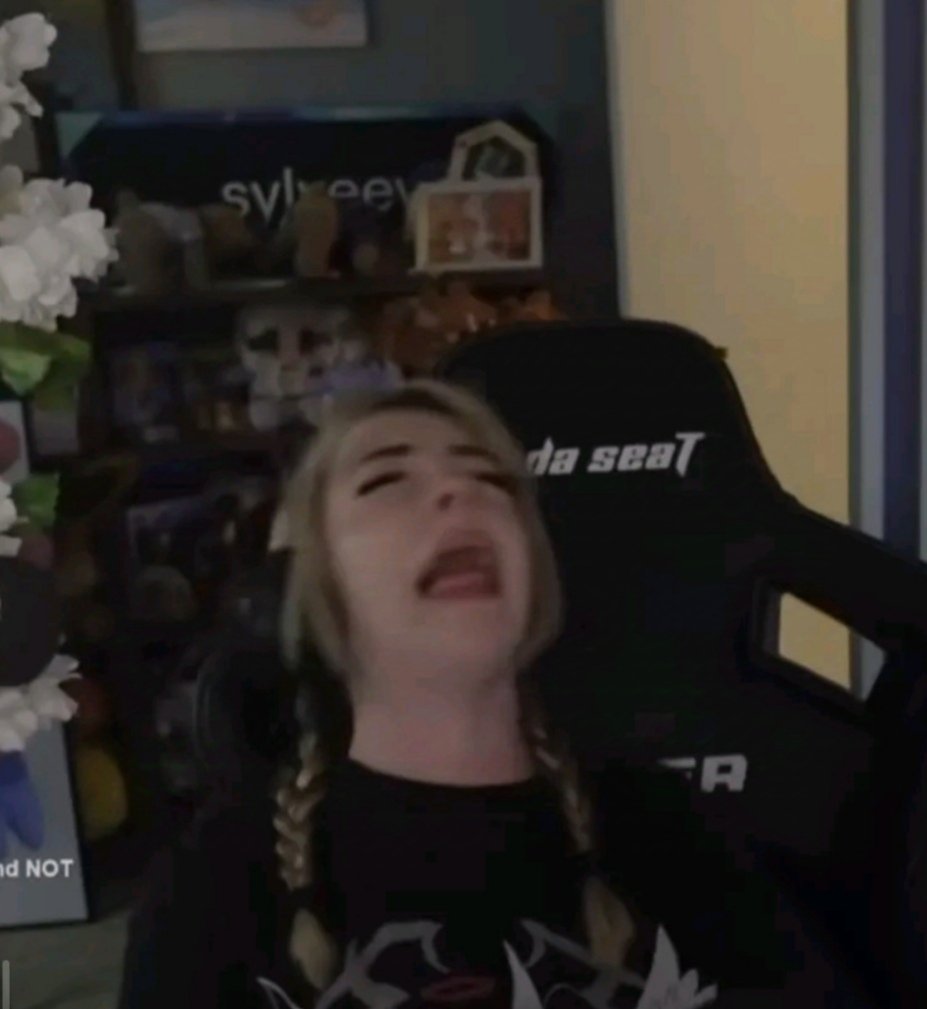 Greees_hmmm🥀 tweet media