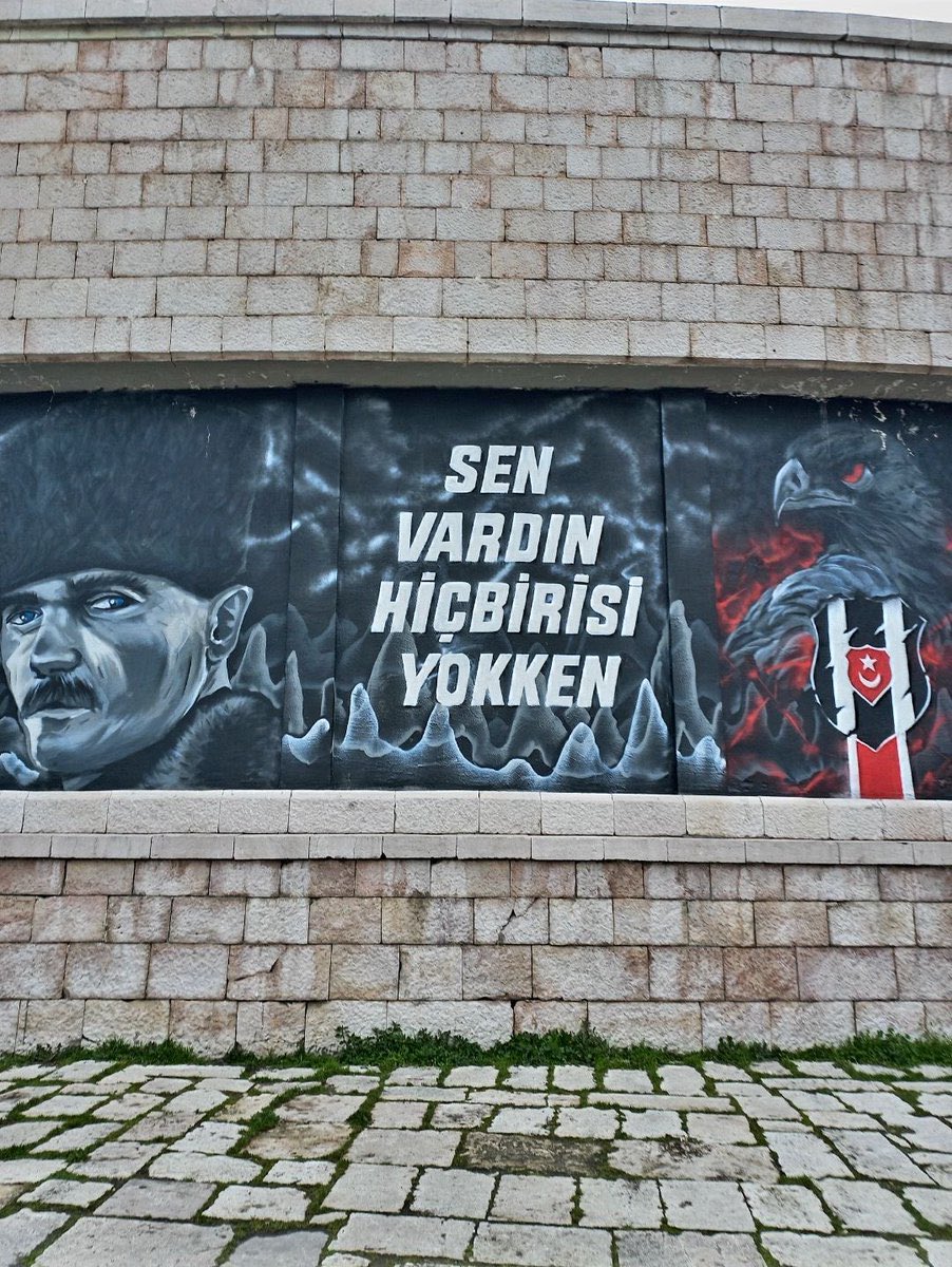 archivebesiktas's tweet photo. sen vardın hiçbirisi yokken https://t.co/fvEMNWAE3v