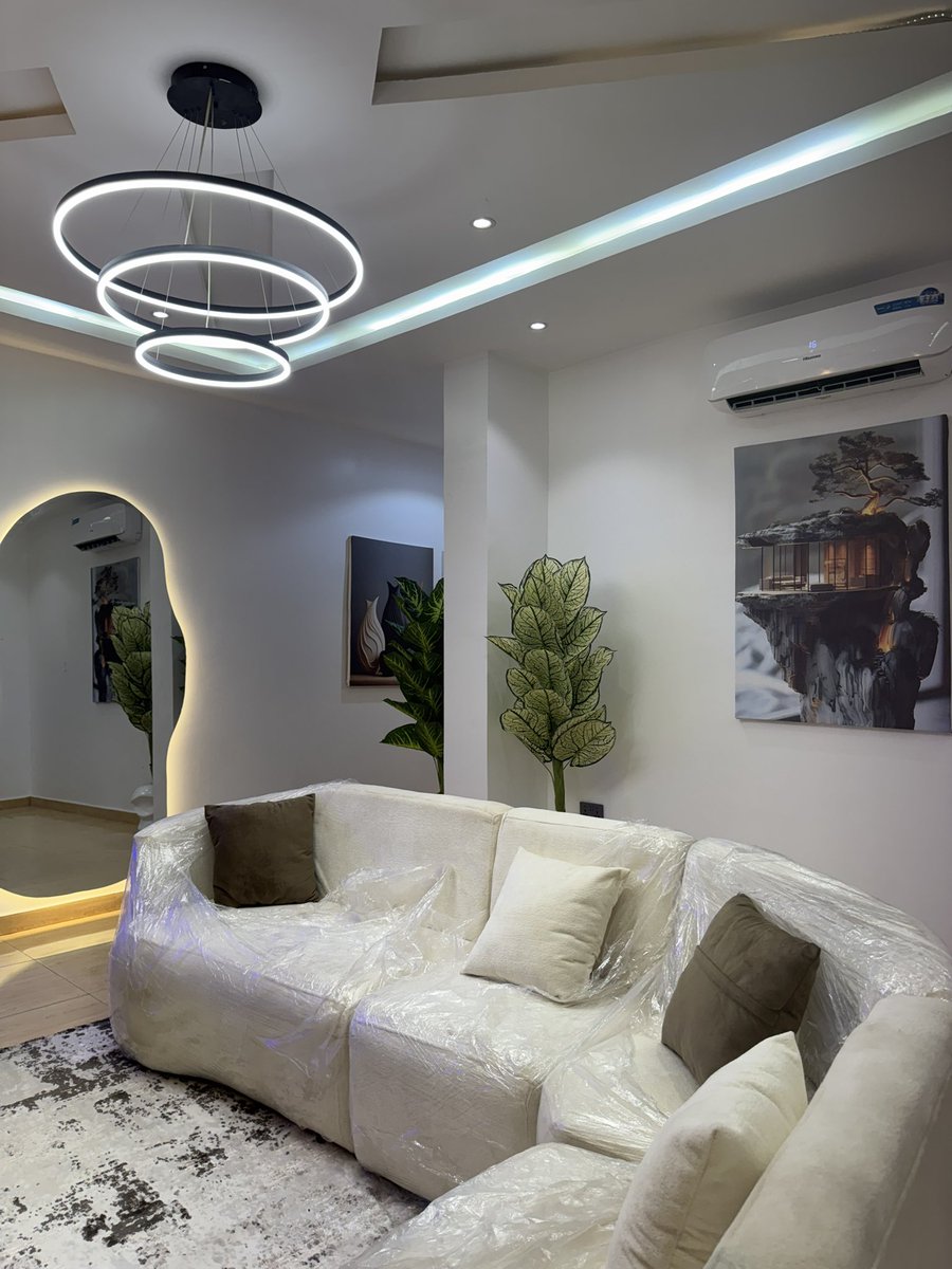 tundebabseben's tweet photo. @mivauniversity Contact us for your interiors bias WhatsApp: +2348060233038
We offer quality services across the country.. 
check our flier for more information✅💯📌 https://t.co/3dMackz3BE
