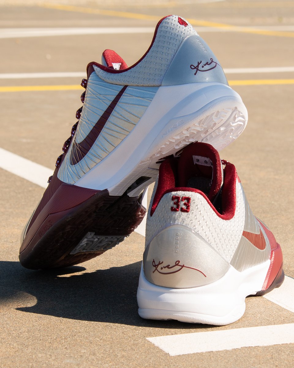 Kids Foot Locker tweet media