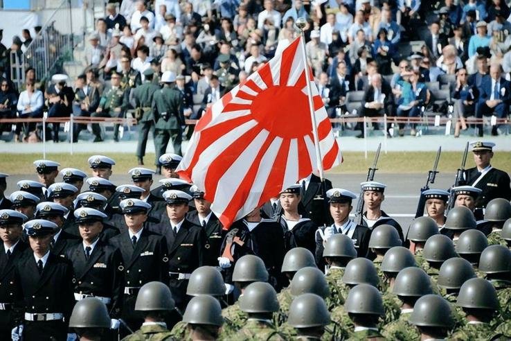 VictoriaBe5213's tweet photo. Remember when #Takaichi said Japan would explain what it "can do" and "cannot do" on Hormuz escort? Trump doesn't care about what JP can't do. He'll demand anyway. And she'll keep bowing. This path leads nowhere good. https://t.co/my0w3HLsp6