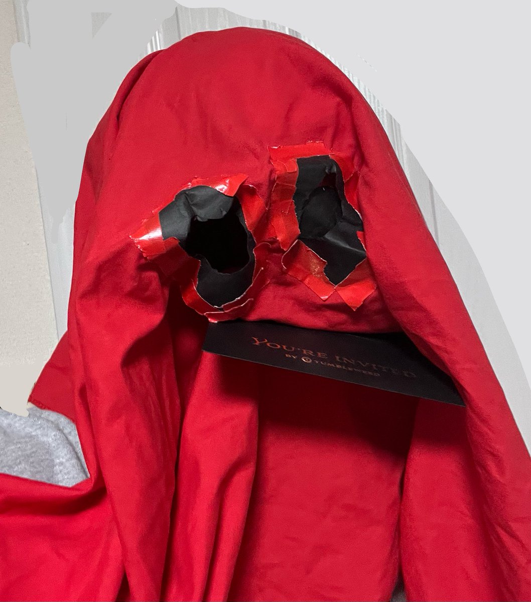 あかいばけもの tweet media